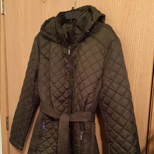 Beautiful hunter green winter jacket. Size xxl